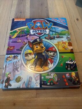 Paw Patrol Colorful Blue Cover Find-and-Seek Book